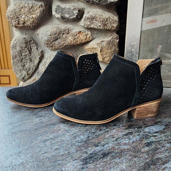 Susina Black/Tan Suede Leather Booties Size 8.5W - Picture 9 of 15